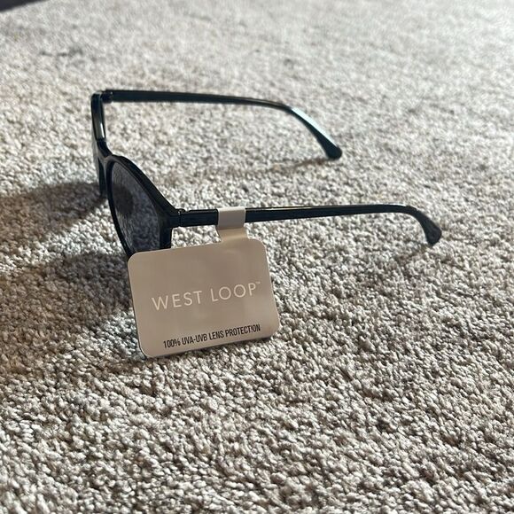 NWT Black West Loop Sunglasses Black Lenses 100% UVA Lens Protection - Picture 2 of 5